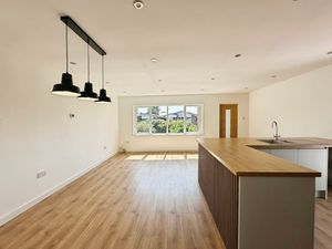 Kitchen-Diner- click for photo gallery